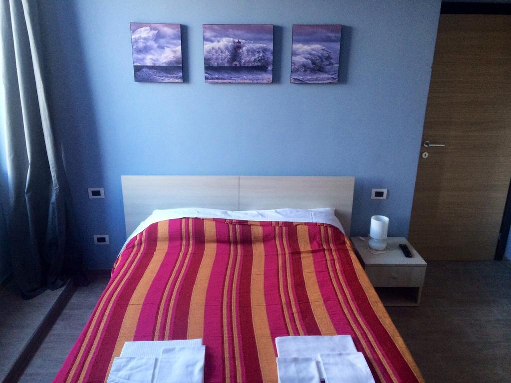 לידו די אוסטיה My Room Roma חדר תמונה